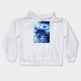 blue ocean waves design Kids Hoodie